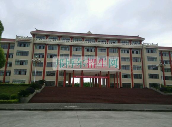 重慶經(jīng)貿(mào)職業(yè)學院網(wǎng)站網(wǎng)址