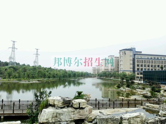 貴州商業(yè)高等專(zhuān)科學(xué)校網(wǎng)站網(wǎng)址