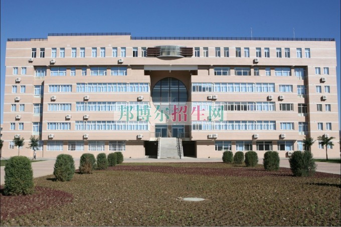 內蒙古商貿職業(yè)學院招生辦聯(lián)系電話