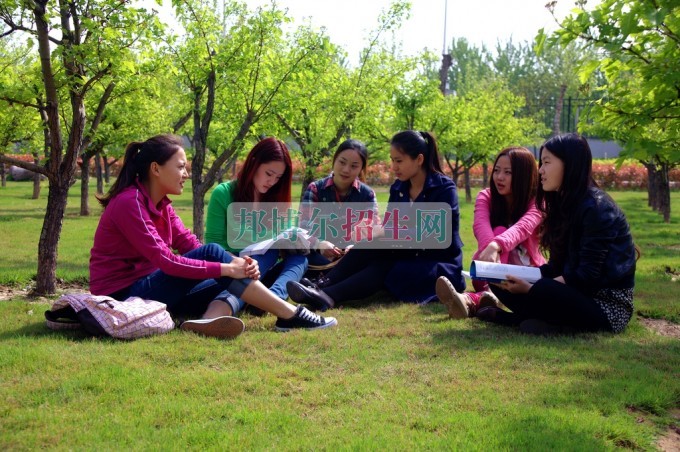 河南財政稅務(wù)高等?？茖W(xué)校網(wǎng)站網(wǎng)址