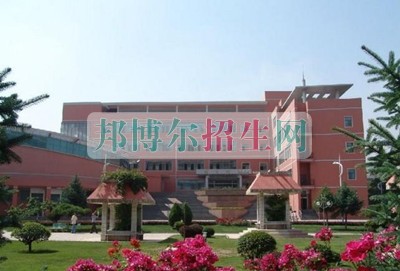 西藏職業(yè)技術(shù)學院招生辦聯(lián)系電話