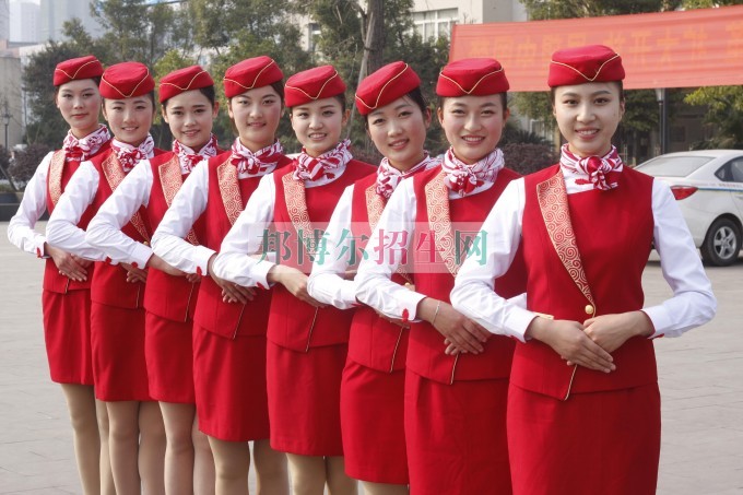 高中畢業(yè)學空乘