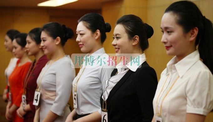 什么空乘學校好