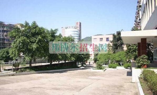 鐵路專(zhuān)業(yè)怎么樣