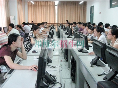 計算機應用技術(shù)學校哪個好