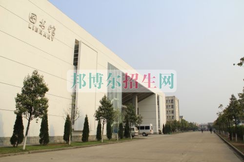 高中畢業(yè)讀移動通信技術