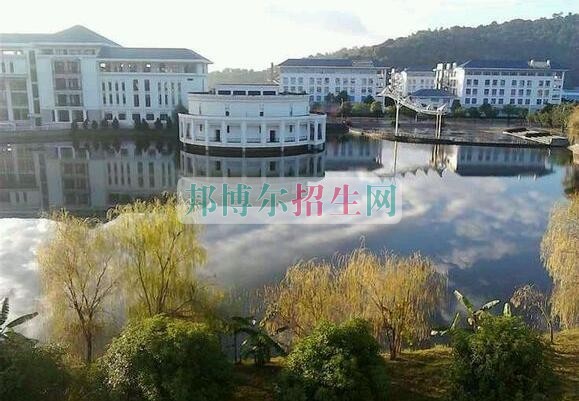 中?？祻?fù)治療可以考大專嗎