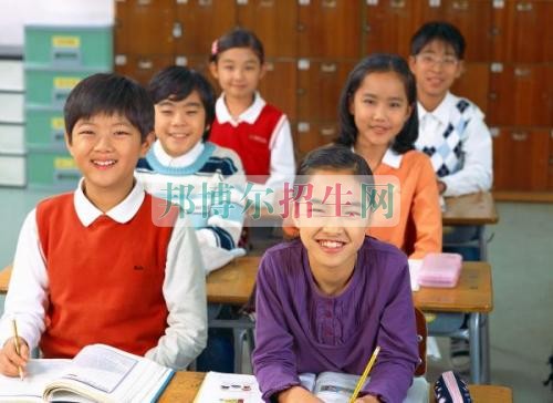 成都小學(xué)教育好點(diǎn)的大專(zhuān)學(xué)校