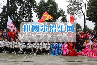 閬中師范學(xué)校青年志愿者赴光榮院慰問活動(dòng)圓滿結(jié)束