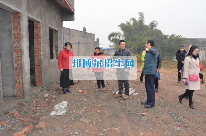川南幼兒師范高等?？茖W(xué)校“走基層、送溫暖”活動