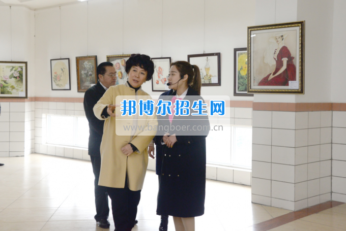 市委常委、宣傳部長潘梅到川南幼兒師范高等專科學校調(diào)研思想政治工作
