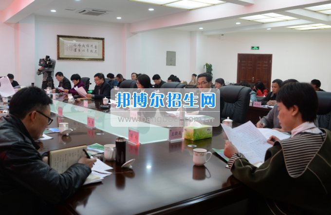 市委常委、宣傳部長潘梅到川南幼兒師范高等?？茖W校調(diào)研思想政治工作