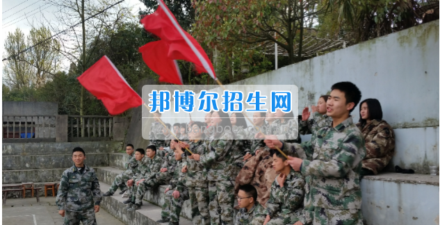 2017年貴陽行知科技職業(yè)學校中專部與高中部舉行籃球友誼賽