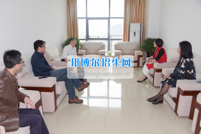 2017年西南科技大學黨委副書記張強一行到川南幼兒師范高等專科學?？疾? width=