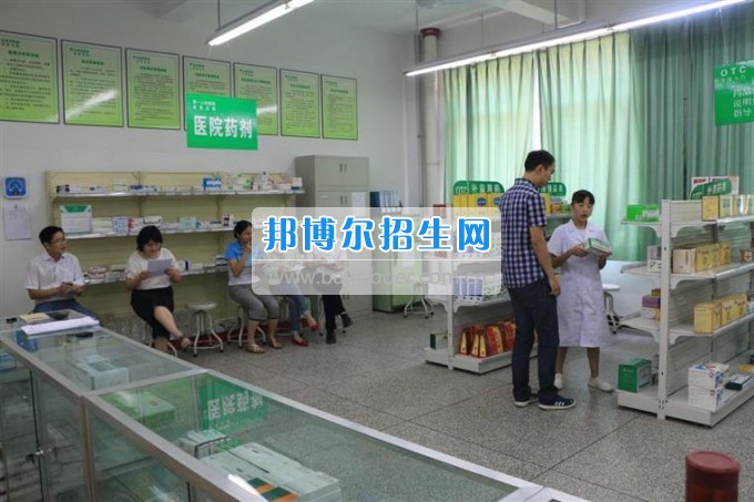 四川衛(wèi)生康復(fù)職業(yè)學(xué)院校企合辦營(yíng)銷技能大賽，共促學(xué)生營(yíng)銷技能提升