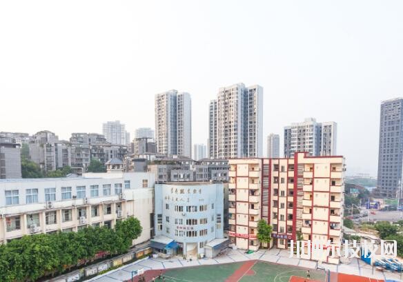 重慶建筑高級(jí)技工學(xué)校怎么樣、好不好