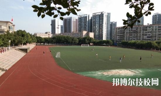 重慶渝北職業(yè)教育中心2020年報名條件、招生要求、招生對象