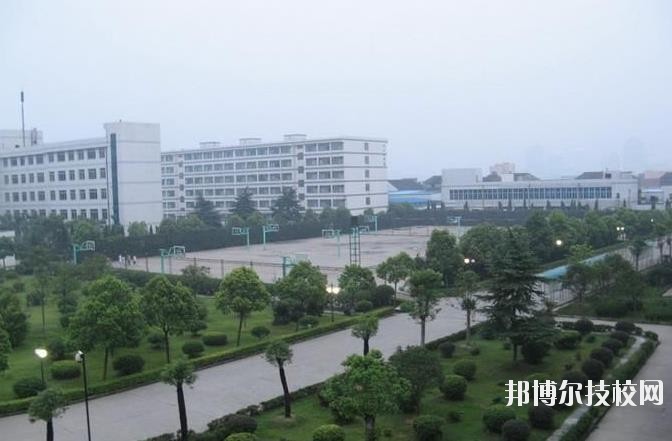 浙江工業(yè)職業(yè)技術(shù)學(xué)院怎么樣、好不好