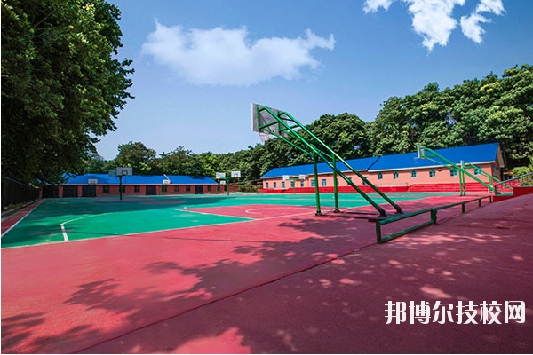 西安鐵道職業(yè)學(xué)校2020年報(bào)名條件、招生要求、招生對(duì)象
