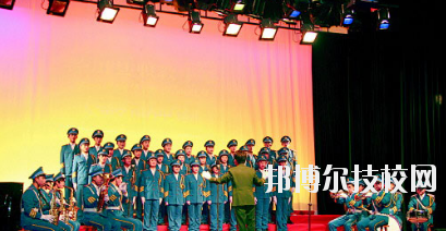 平?jīng)隼砉ぶ械葘I(yè)學(xué)校2020年報(bào)名條件、招生要求、招生對象