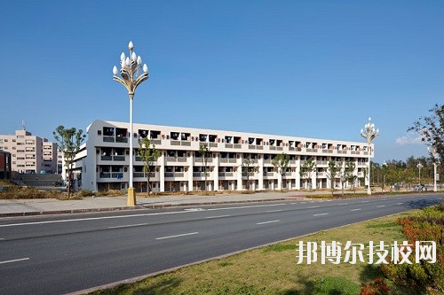 貴州廣播電影電視學(xué)校2020年報(bào)名條件、招生要求、招生對(duì)象