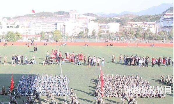 平塘中等職業(yè)學(xué)校2020年報名條件、招生要求、招生對象