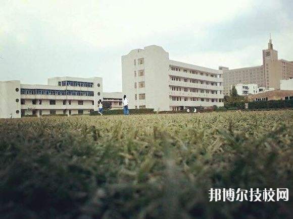 余姚市職業(yè)技術(shù)學(xué)校2020年學(xué)費(fèi)、收費(fèi)多少