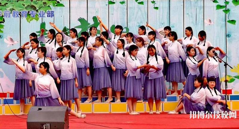 邢臺現(xiàn)代職業(yè)學校2020年報名條件、招生要求、招生對象