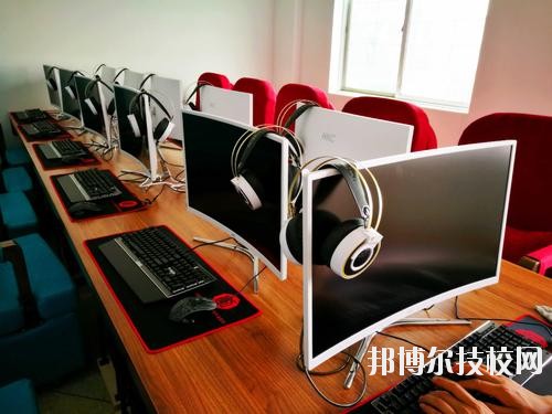 德陽應(yīng)用技術(shù)職業(yè)學(xué)校2020年報名條件、招生要求、招生對象