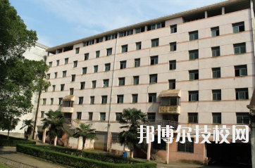 江西輕工業(yè)高級技工學校怎么樣、好不好