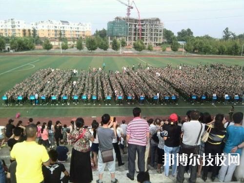 成都華夏衛(wèi)校2020年報(bào)名條件、招生要求、招生對(duì)象