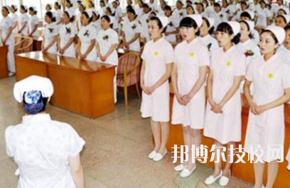 蘭州護(hù)士學(xué)校2020年報(bào)名條件、招生要求、招生對(duì)象