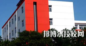 長慶石油學(xué)校2020年報(bào)名條件、招生要求、招生對象