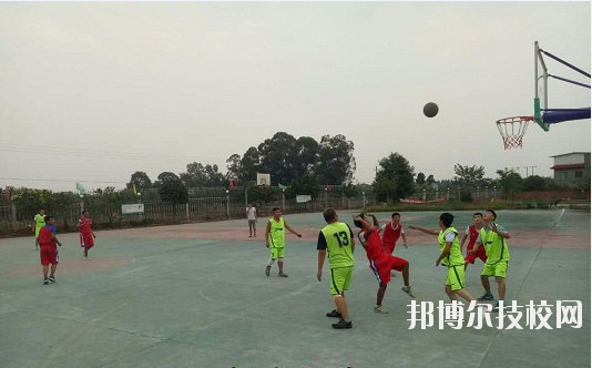 綿陽外貿(mào)電子學校網(wǎng)站網(wǎng)址