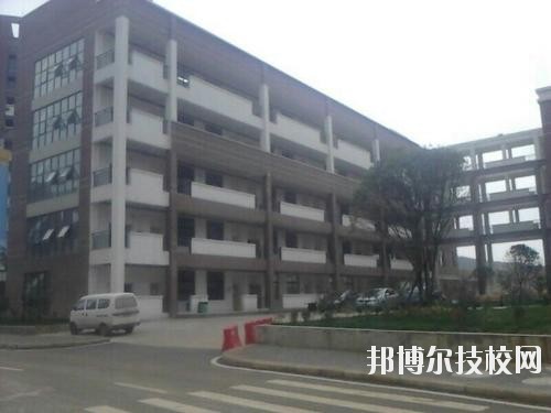 清鎮(zhèn)中等職業(yè)技術學校網站網址