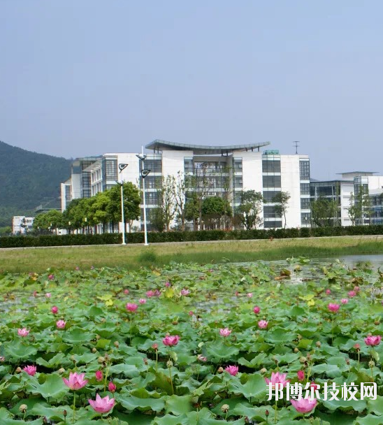 蘇州建設(shè)交通高等職業(yè)技術(shù)學校怎么樣、好不好