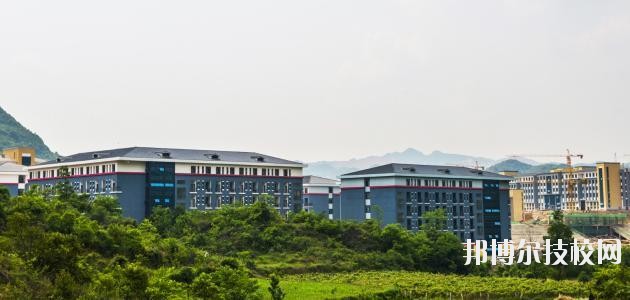 貴州經(jīng)貿(mào)職業(yè)學(xué)校2020年報(bào)名條件、招生要求、招生對(duì)象