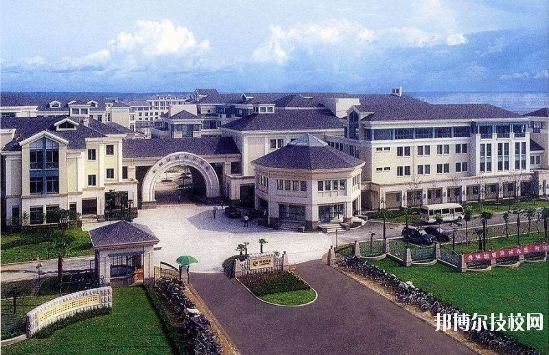 成都市育華職業(yè)學校2020年報名條件、招生要求、招生對象