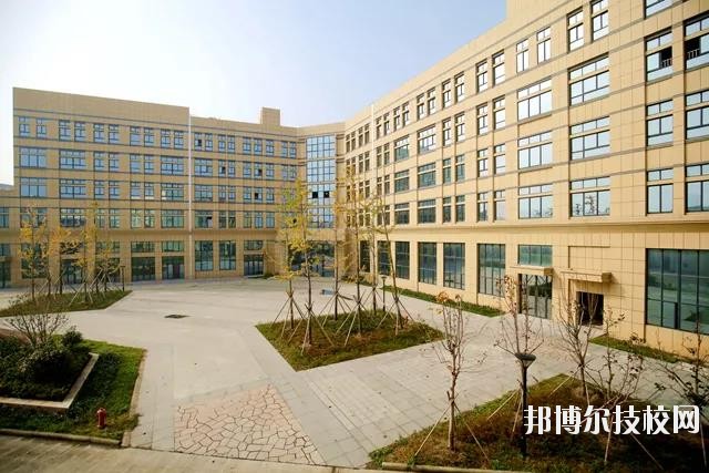 北侖職業(yè)高級(jí)中學(xué)2020年學(xué)費(fèi)、收費(fèi)多少