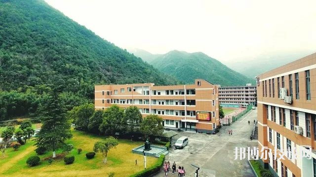 寧波四明職業(yè)高級中學怎么樣、好不好