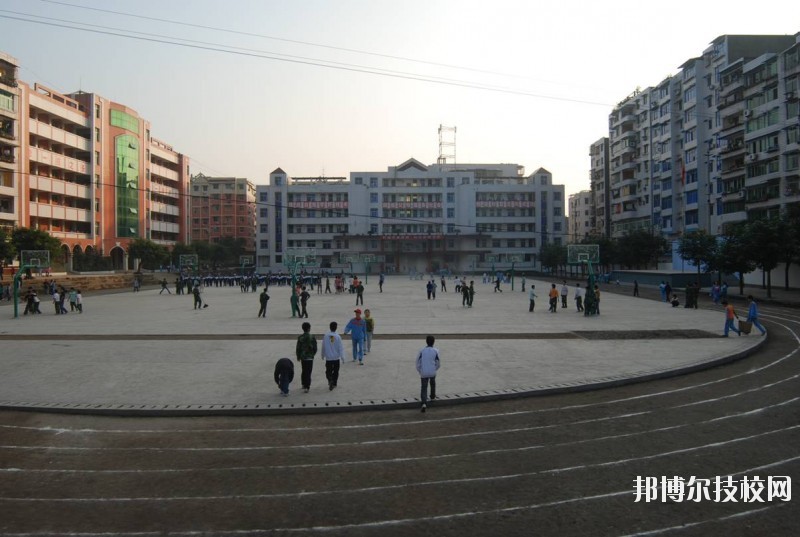 四川省鄰水縣興仁職業(yè)中學(xué)2020年報(bào)名條件、招生要求、招生對(duì)象