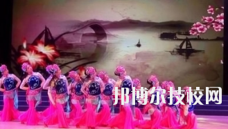 華亭職業(yè)教育中心2020年學(xué)費、收費多少