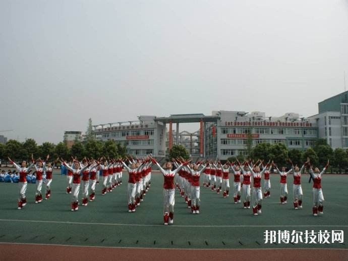 成都實(shí)驗(yàn)商貿(mào)管理學(xué)校2020年報(bào)名條件、招生要求、招生對(duì)象