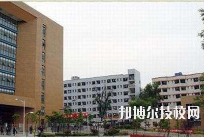 貴陽交通學(xué)校2020年報(bào)名條件、招生要求、招生對象