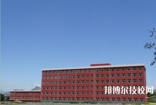 重慶工藝美術(shù)學(xué)校2020年報名條件、招生要求、招生對象