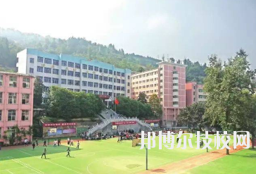 重慶武隆區(qū)職業(yè)教育中心怎么樣、好不好