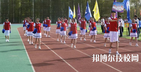 肅南縣職教中心2020年學費、收費多少