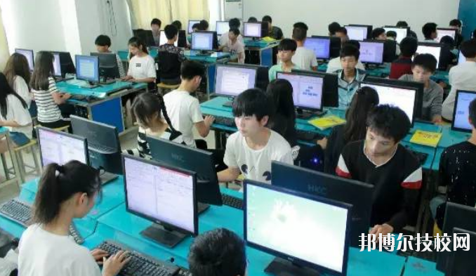 信豐中等專業(yè)學校怎么樣、好不好