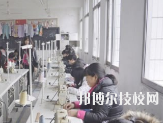 重慶綦江職業(yè)技術學校2020年報名條件、招生要求、招生對象