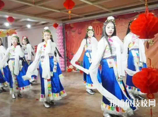 安康高新中等職業(yè)學(xué)校2020年報(bào)名條件、招生要求、招生對象 